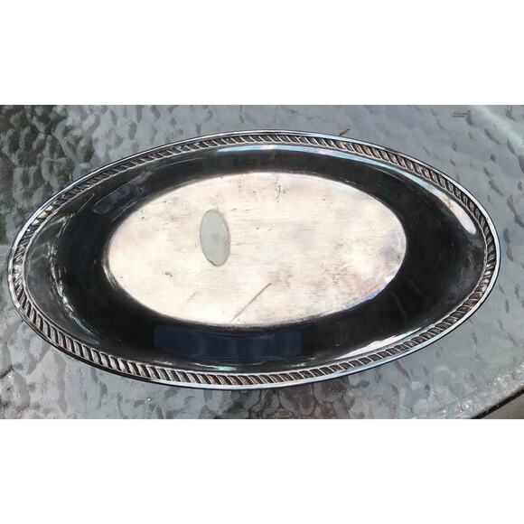 Vintage WMA. Rogers Oneida Silverplate Serving Dish/Tray/Platter. Ornate - Picture 5 of 6